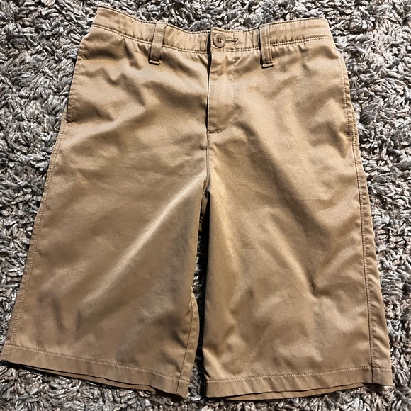 Under Armour Boys Sz 14 Shorts - Picture 1 of 4